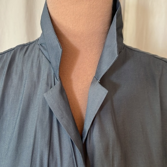 Tahari Steel Blue Sleeveless Blouse NWT - Picture 2 of 10